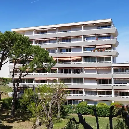 With A Large Terrace Near The Center Parking Place Apartment Antibes