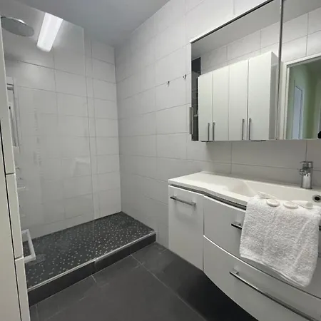 Apartment With A Large Terrace Near The Center Parking Place Antibes